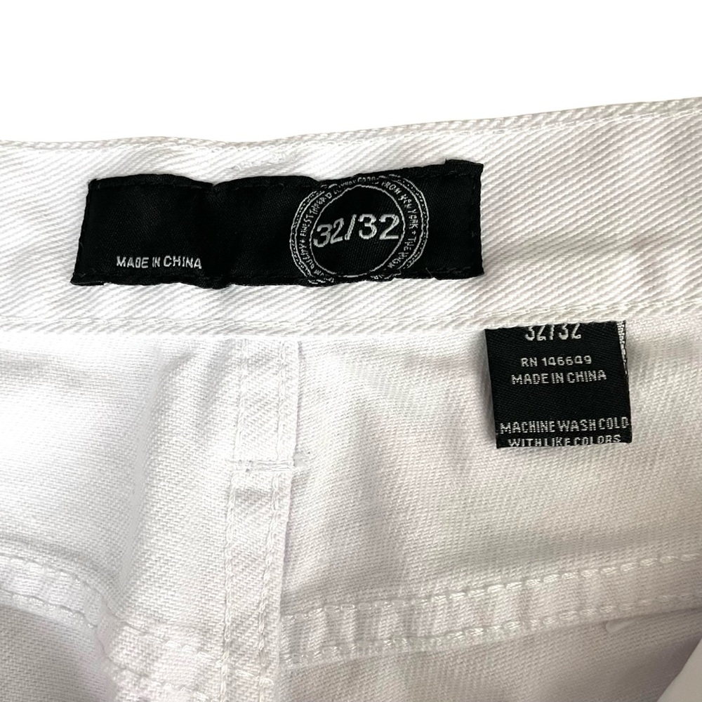 32/32 Koi‎ Fish Embroidered White Jeans - Picture 8 of 14